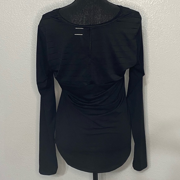 Academy bcg althletic wear long sleeve top size medium - Picture 2 of 6